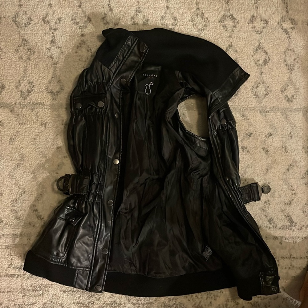 Therapy Leather vest women’s size Large